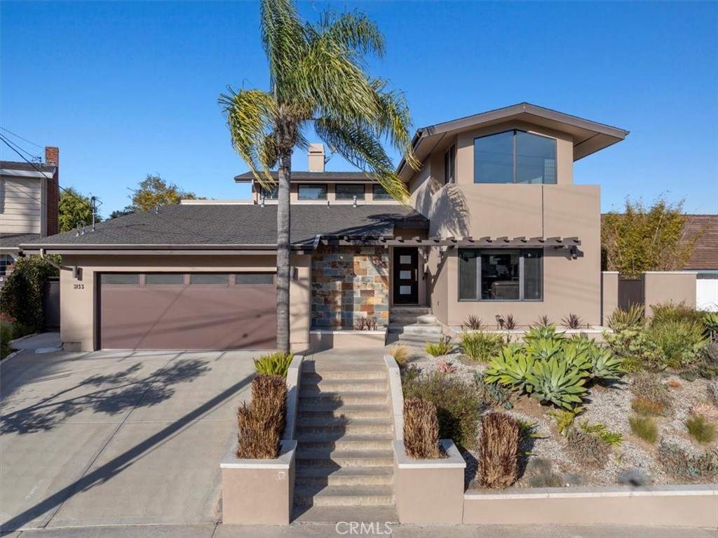 2133 W Gaucho Drive