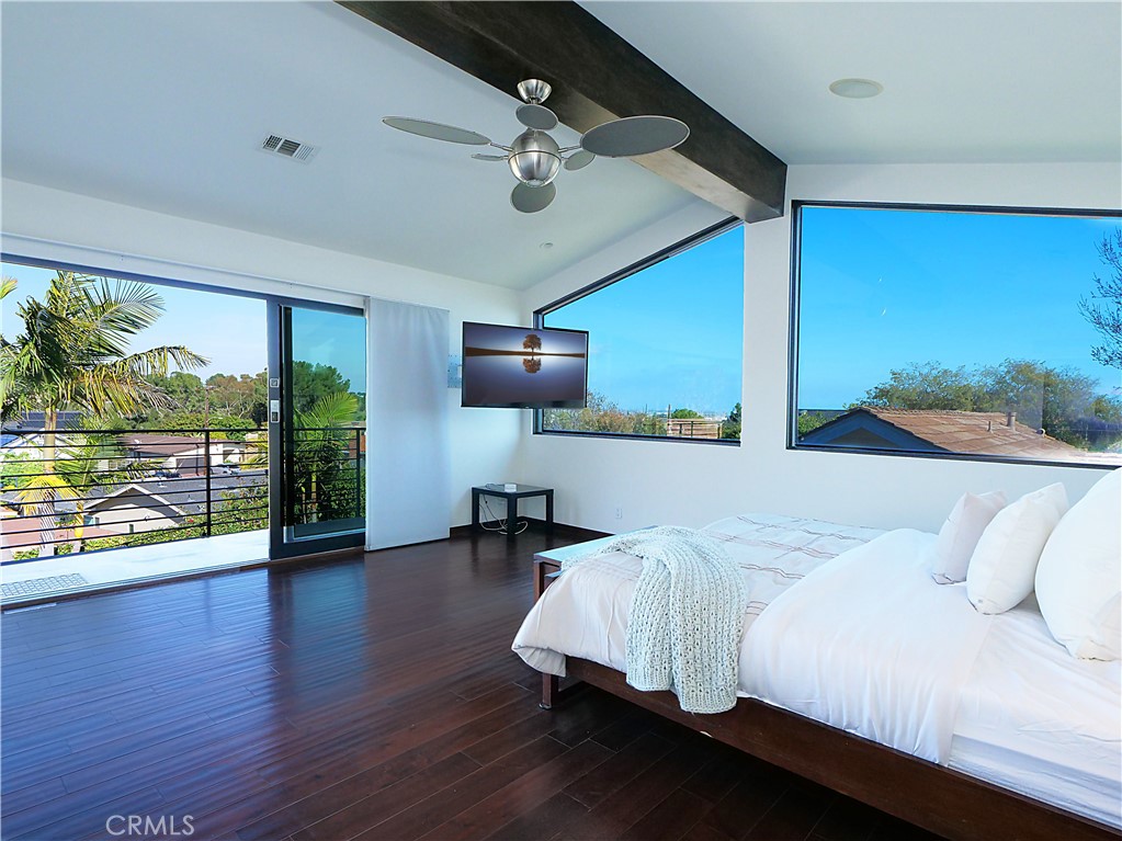 2133 W Gaucho Drive