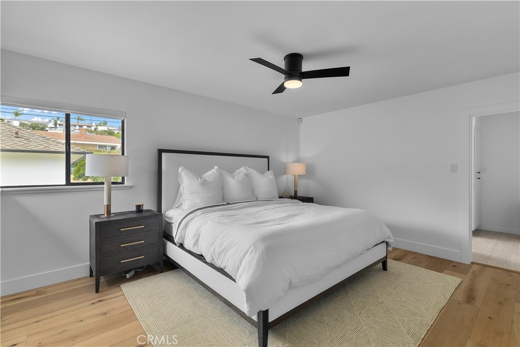 2128 W Paseo Del Mar