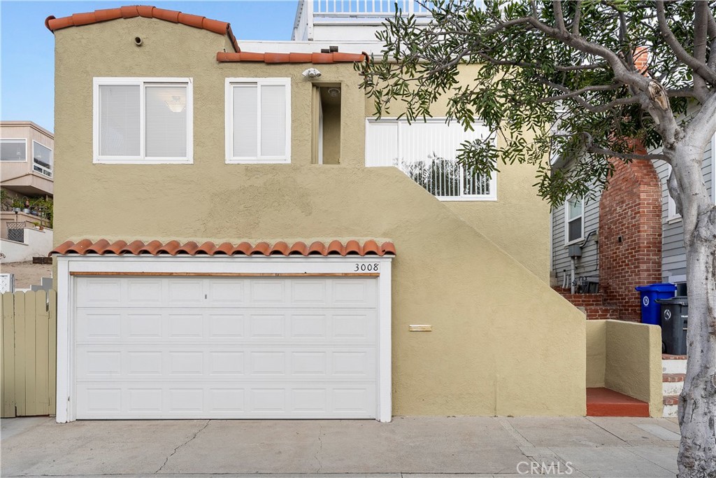 3008 Highland Avenue