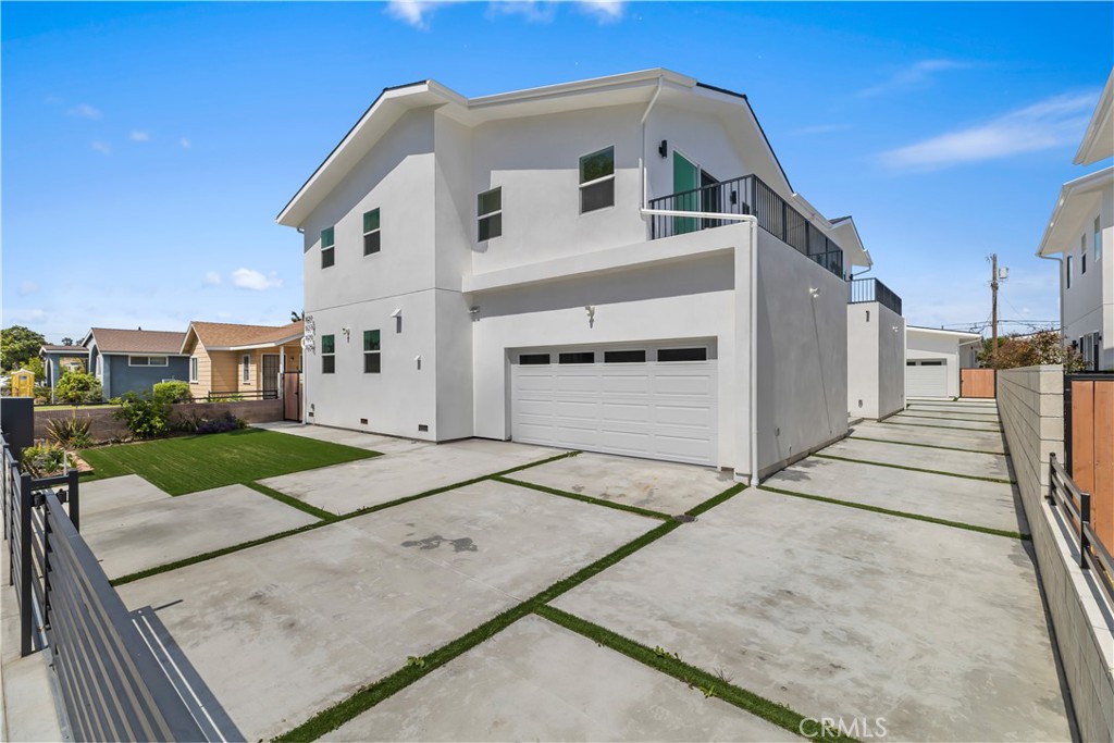 1629 W 255th Street 1/2