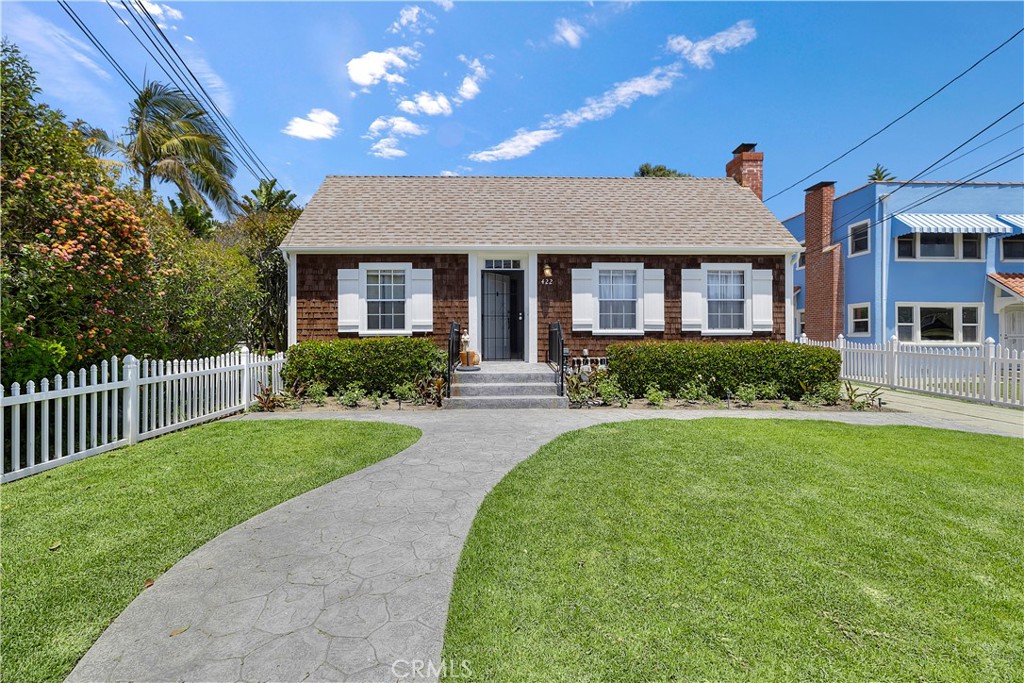 422 W 40th Street
