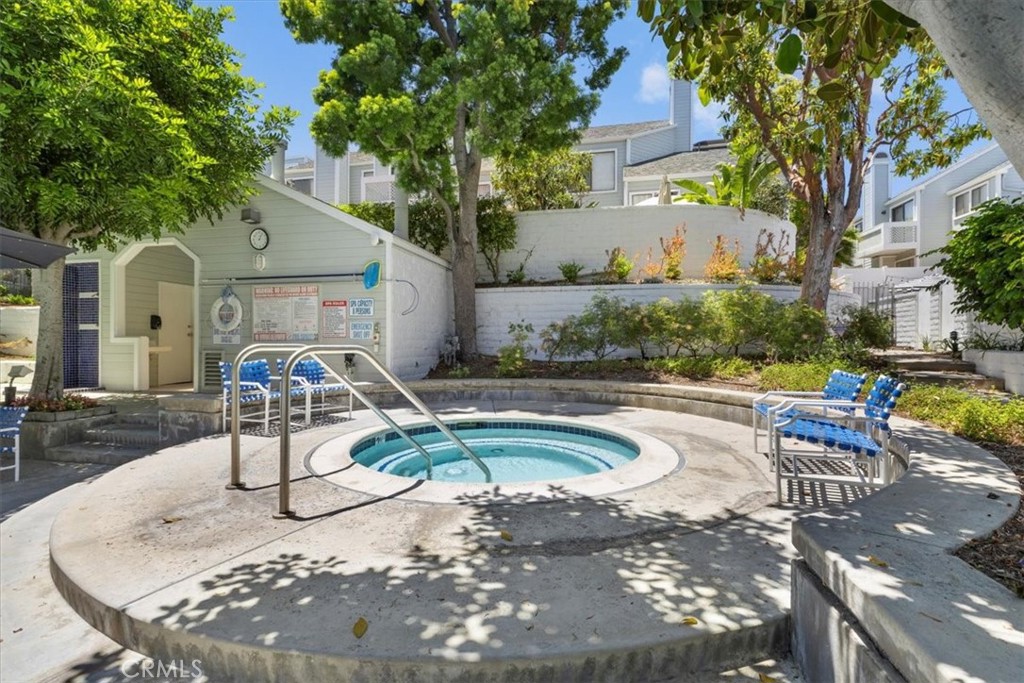 1150 W Capitol Drive 90