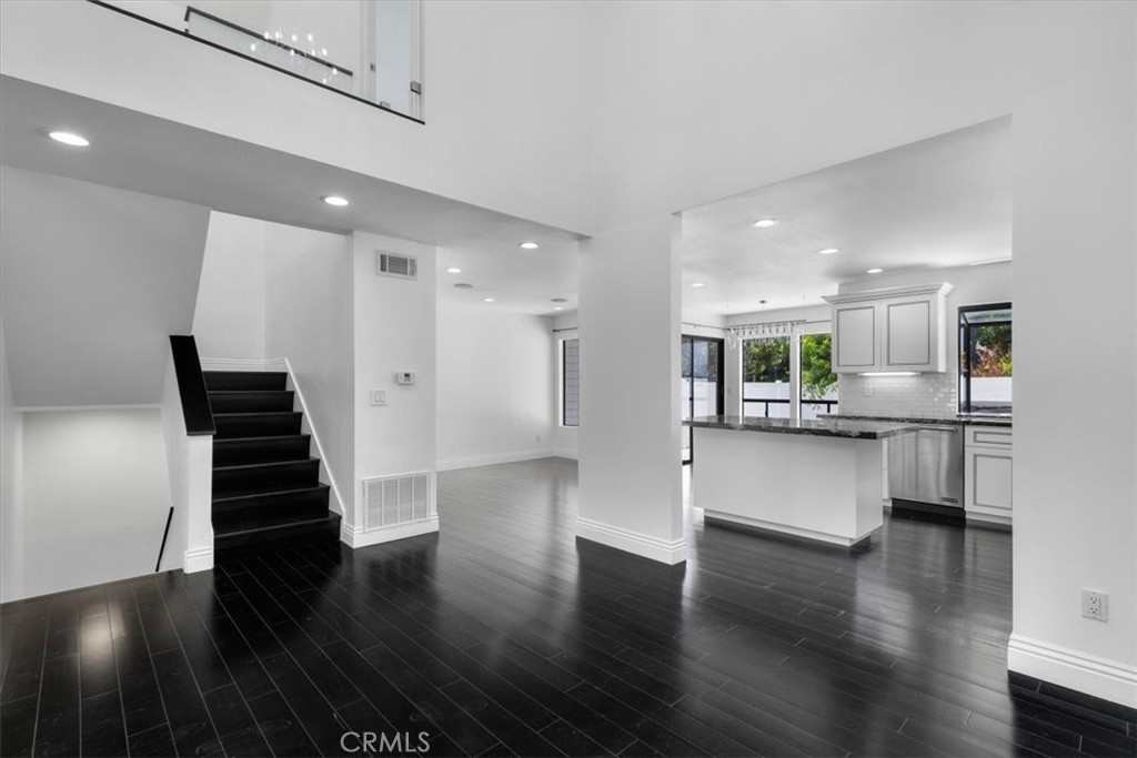 1150 W Capitol Drive 90