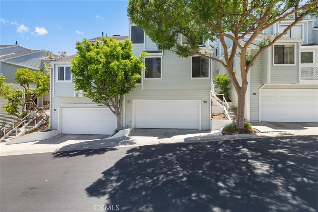 1150 W Capitol Drive 90