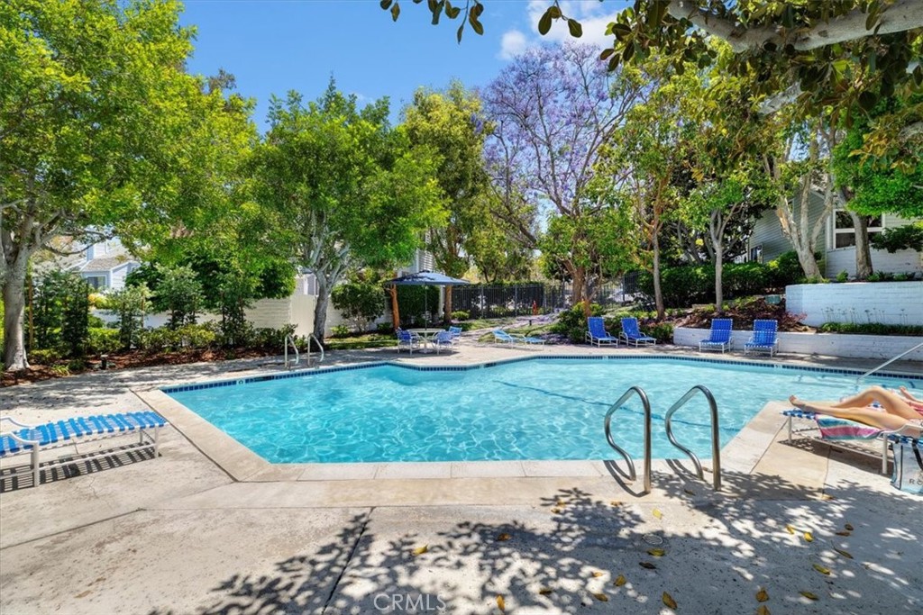 1150 W Capitol Drive 90