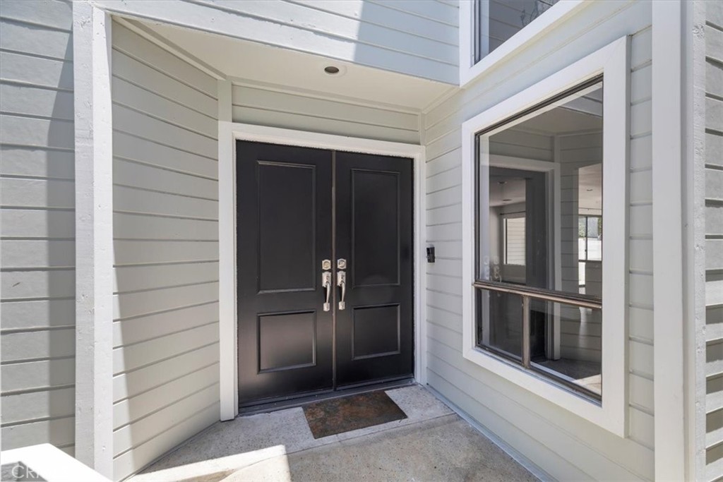 1150 W Capitol Drive 90