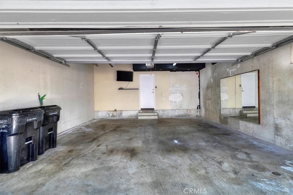 1150 W Capitol Drive 90