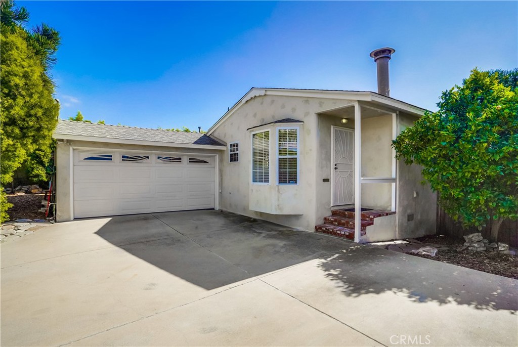 851 W Hamilton Avenue