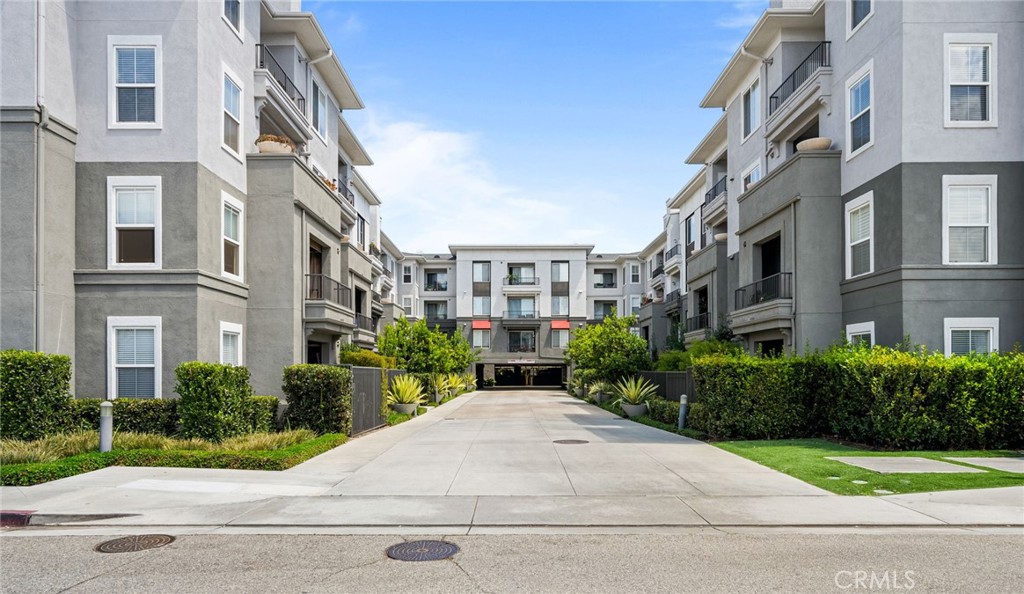 1801 E Katella Avenue 3071