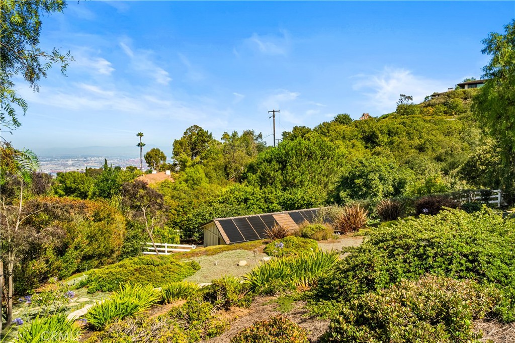 23 Caballeros Road
