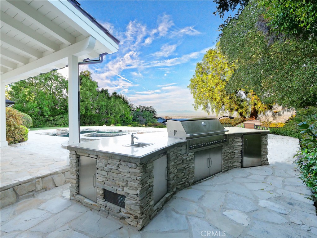23 Caballeros Road