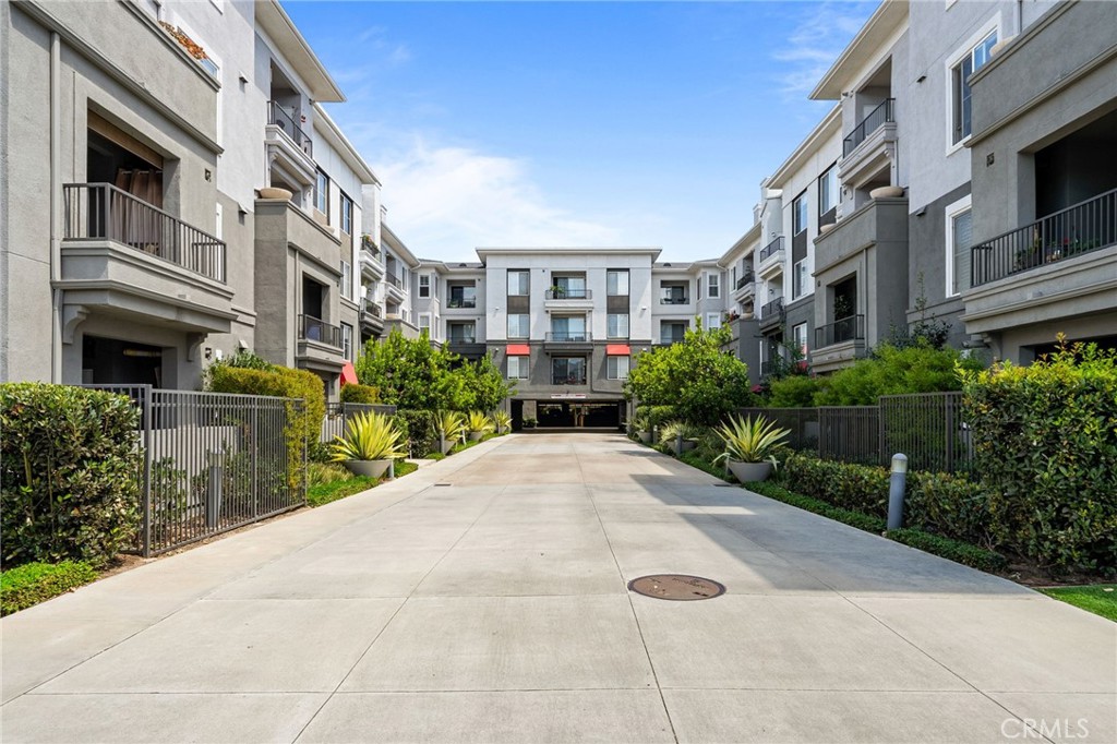 1801 E Katella Avenue 3071