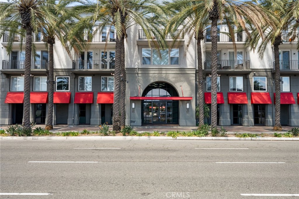 1801 E Katella Avenue 3071