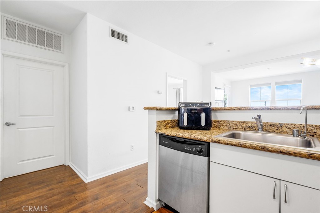 1801 E Katella Avenue 3071