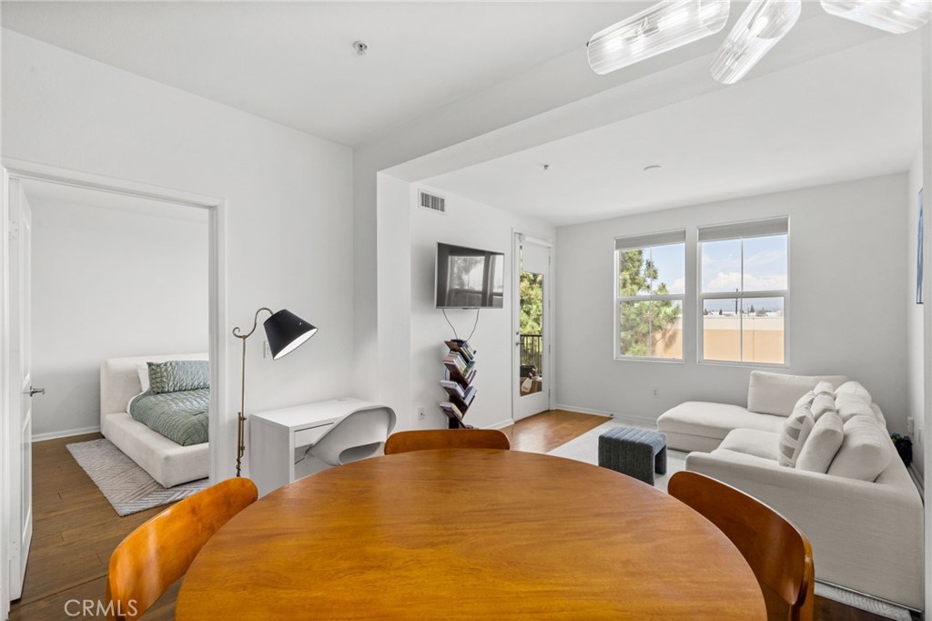 1801 E Katella Avenue 3071