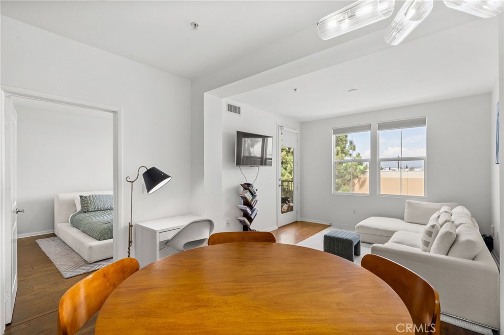 1801 E Katella Avenue 3071