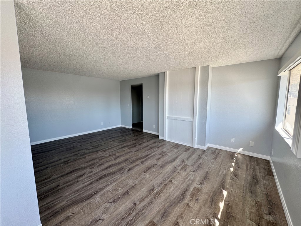 1236 W 8th 5
