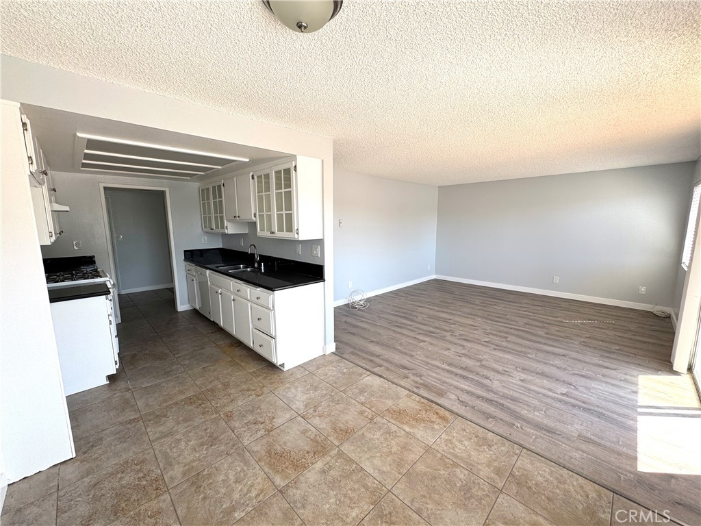 579 W 14th 4