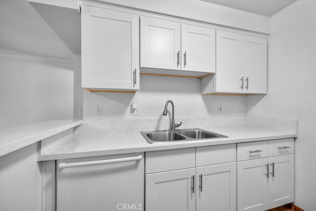 2491 Purdue Avenue 107