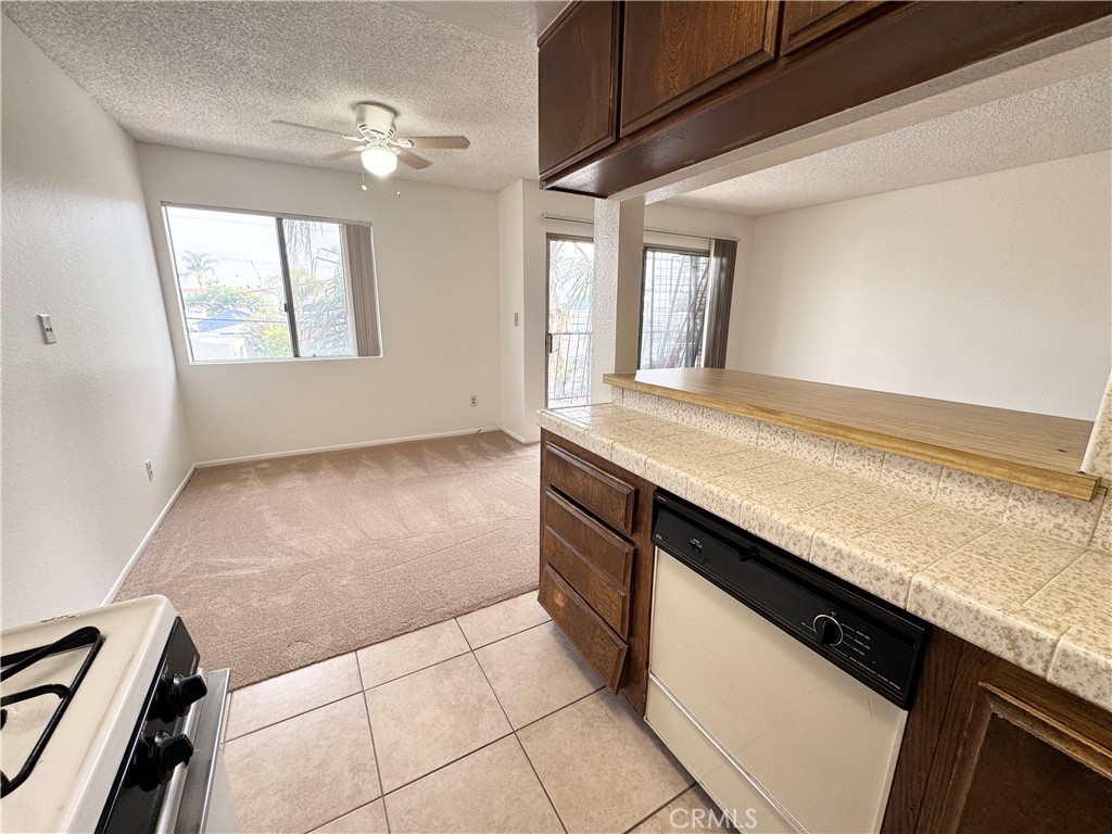 635 W 15th 13