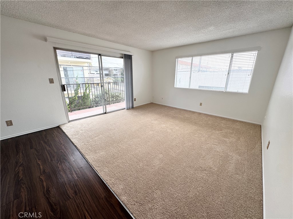 1236 W 8th 8