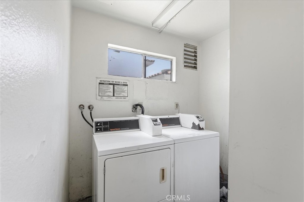 635 W 15th Street