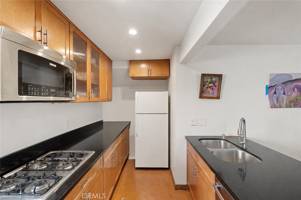 1631 Van Horne