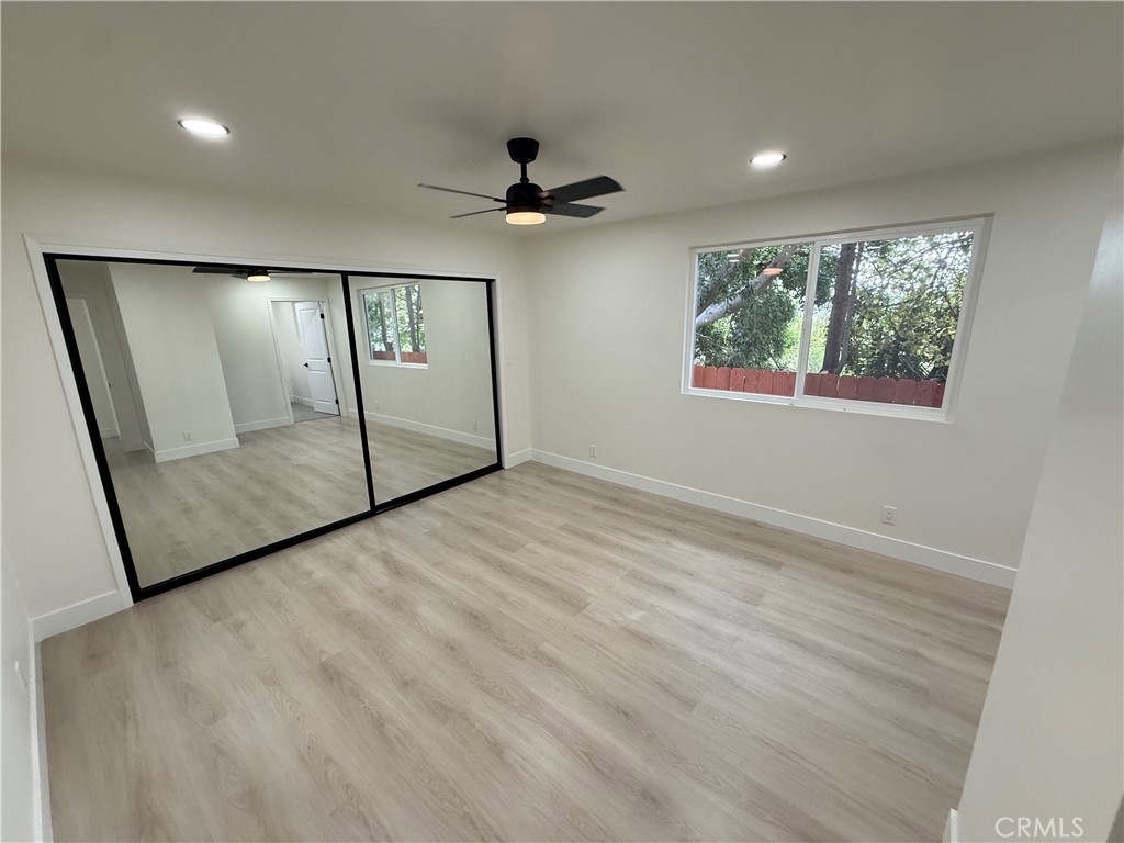 564 W Macarthur 3