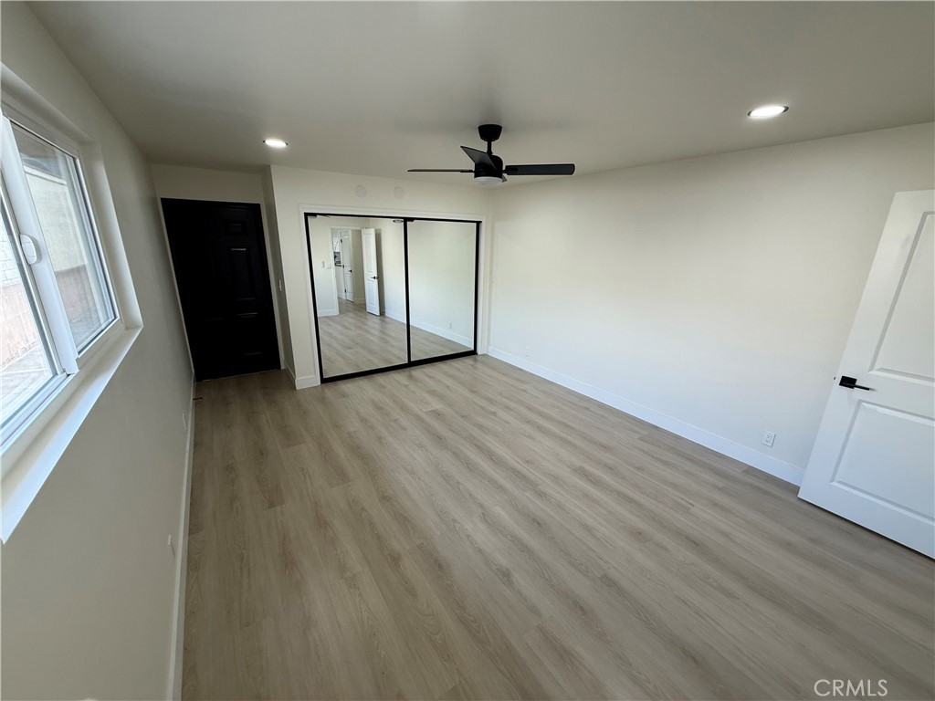 564 W Macarthur 3