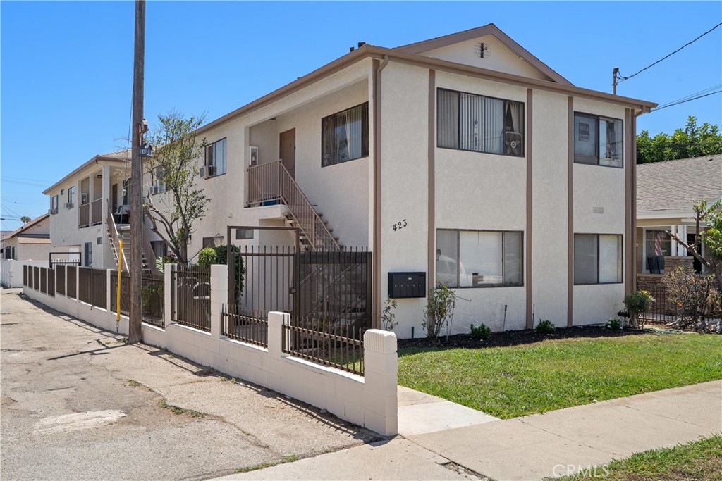 423 W 17th