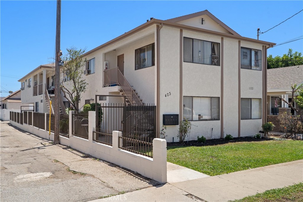 423 W 17th
