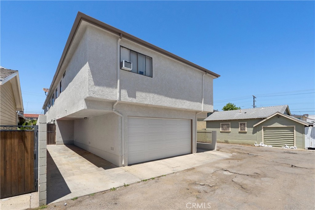 423 W 17th