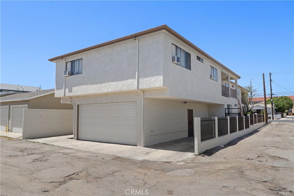 423 W 17th