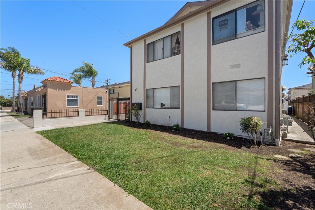 423 W 17th