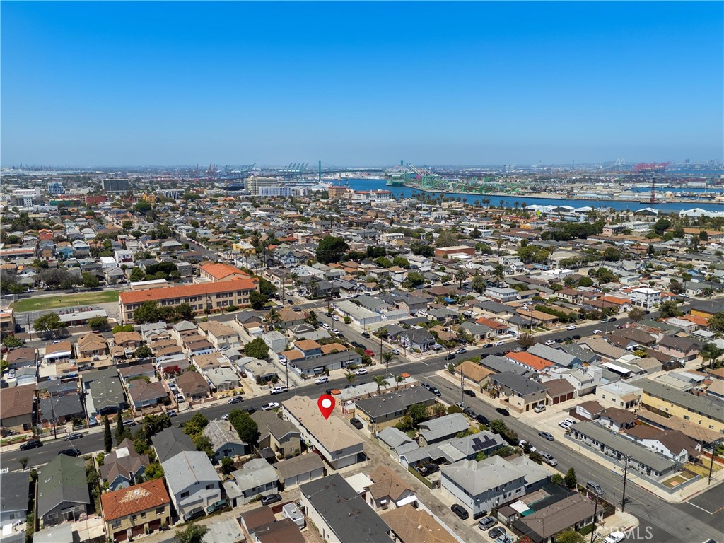 423 W 17th