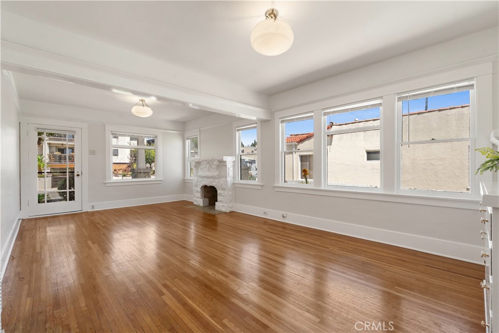 1157 W 13th Street