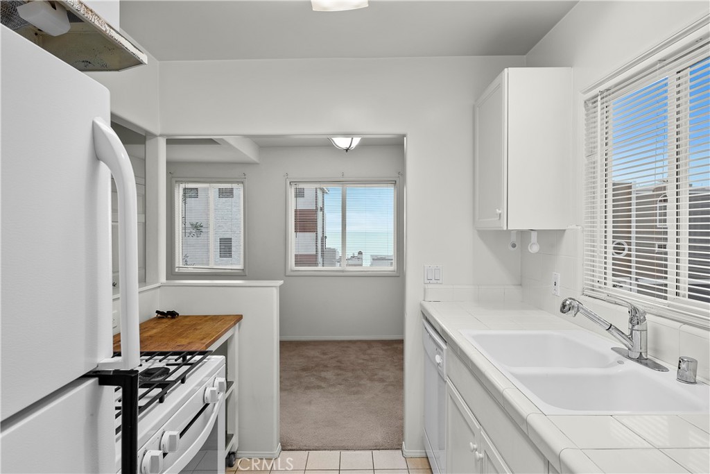 3008 Highland