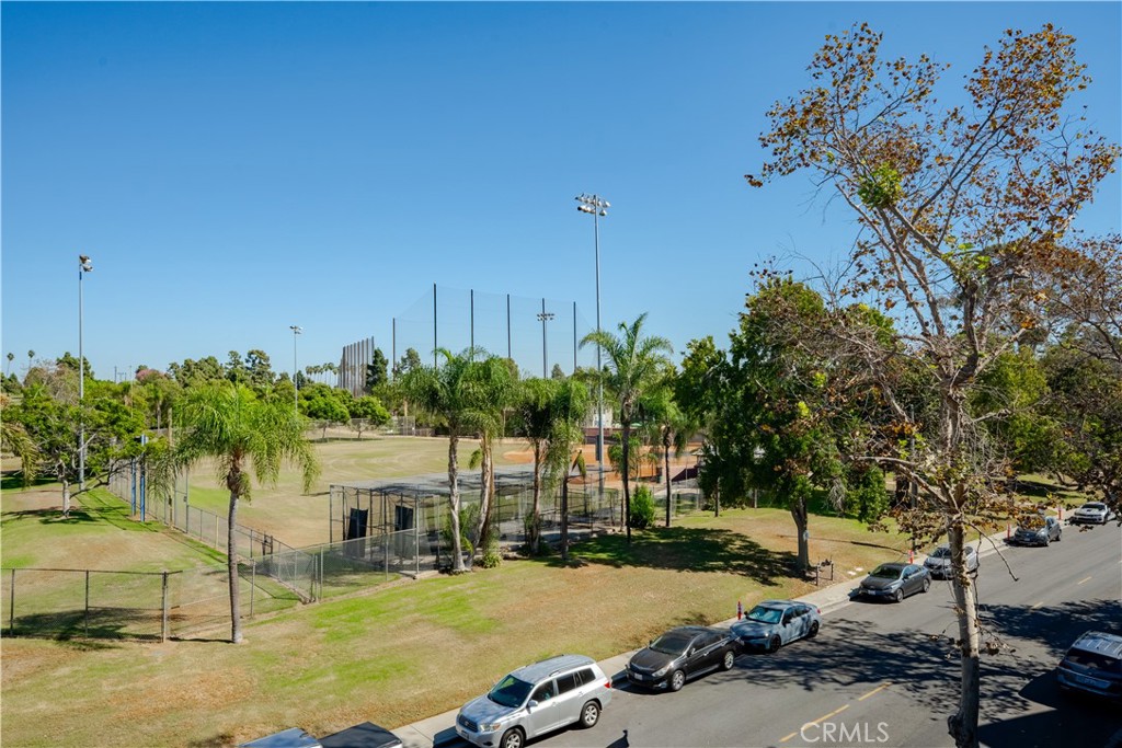 1061 Park Avenue 306