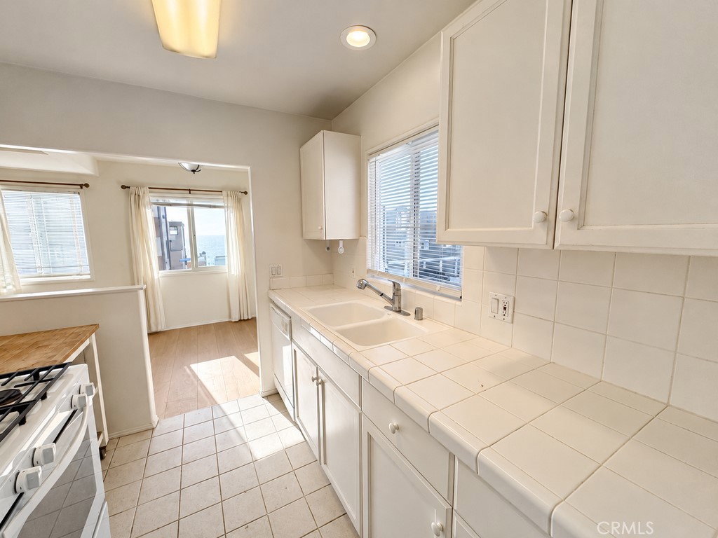 3008 Highland