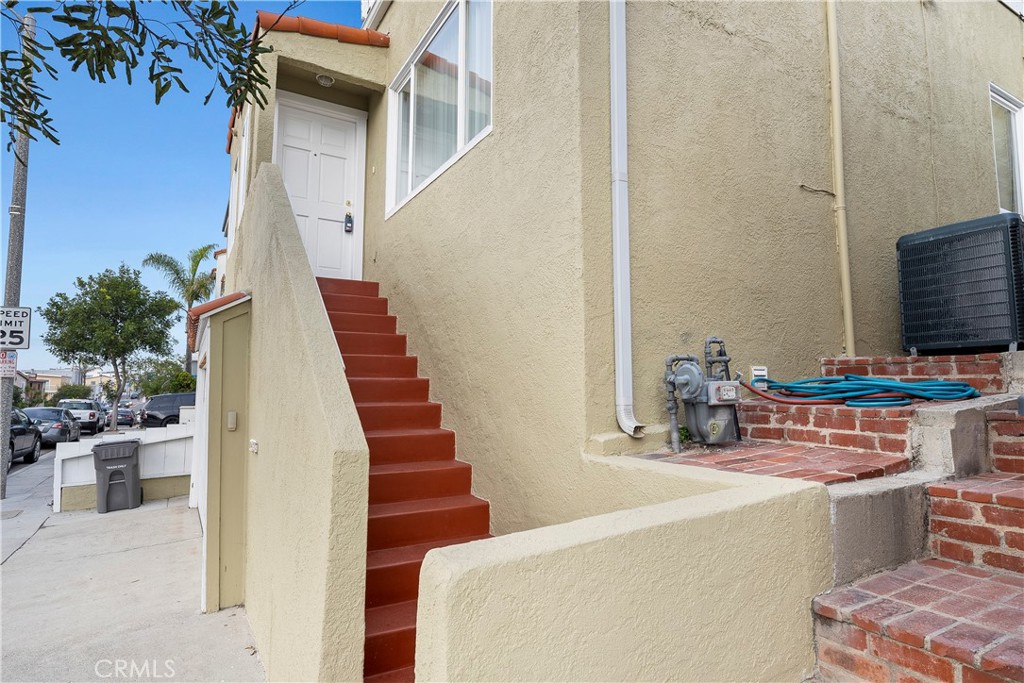 3008 Highland
