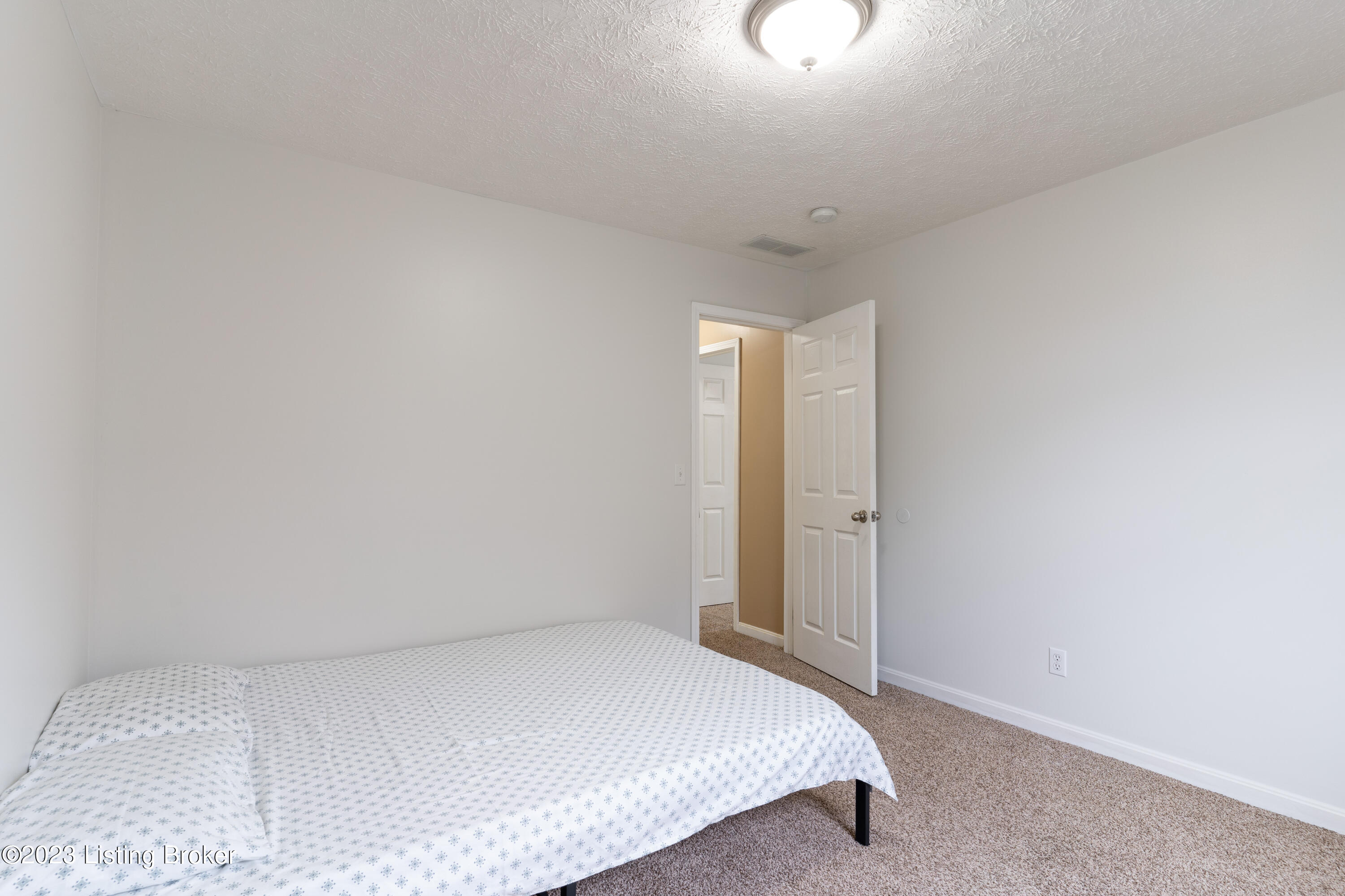 16504 Taunton Vale Rd