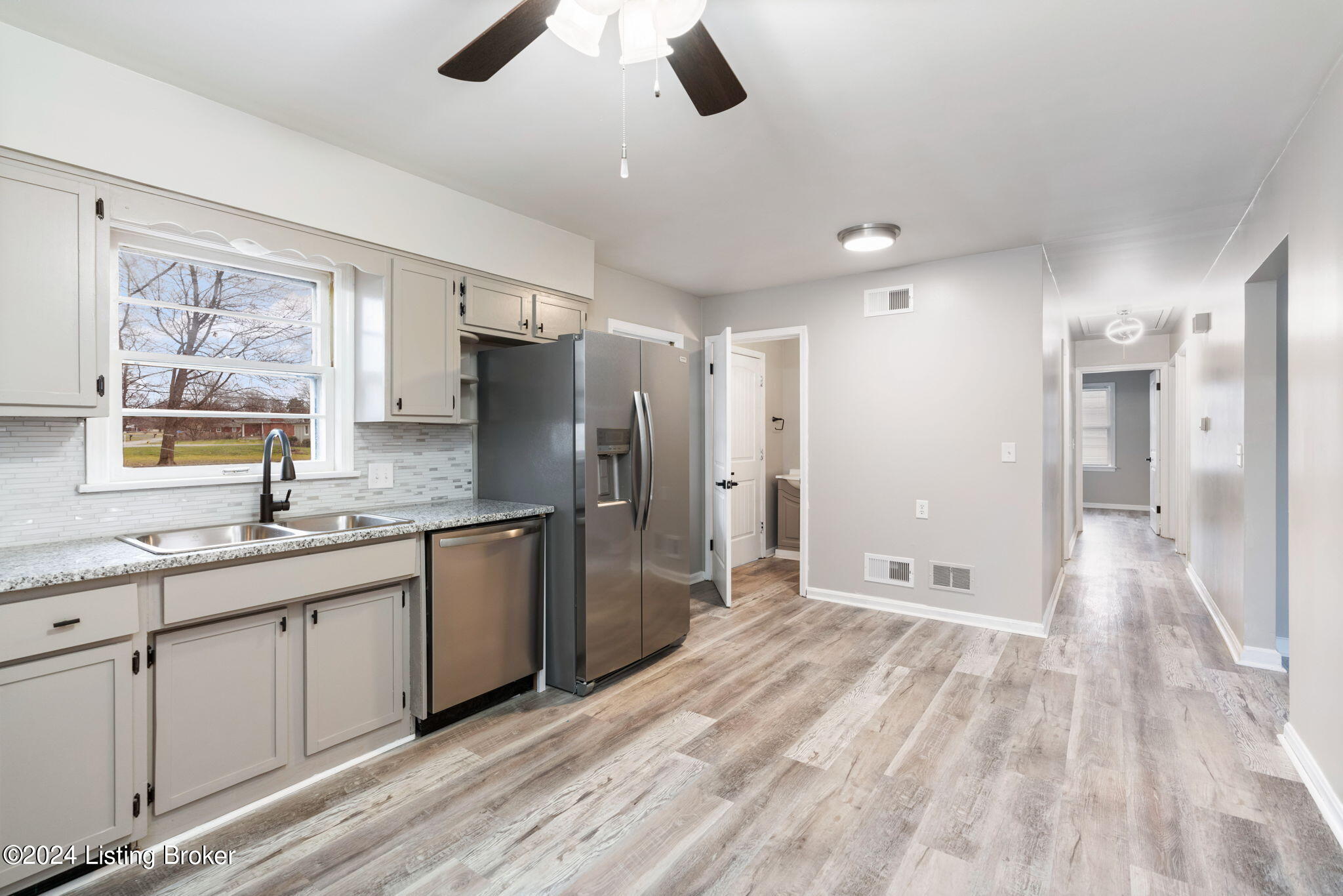 168 Centerview Dr
