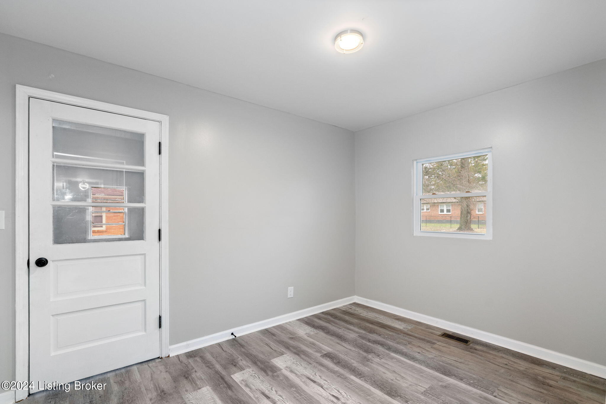 168 Centerview Dr