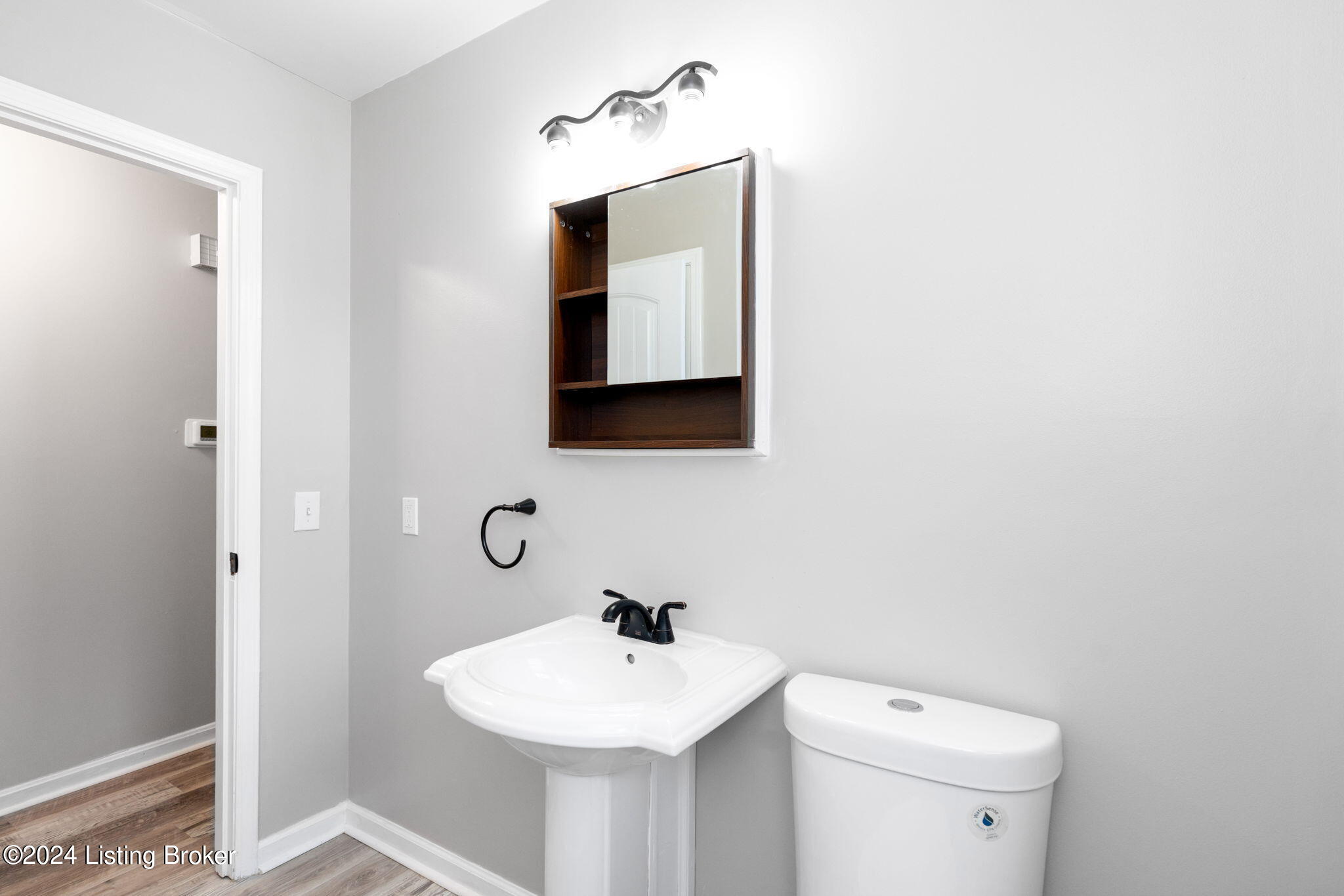 168 Centerview Dr
