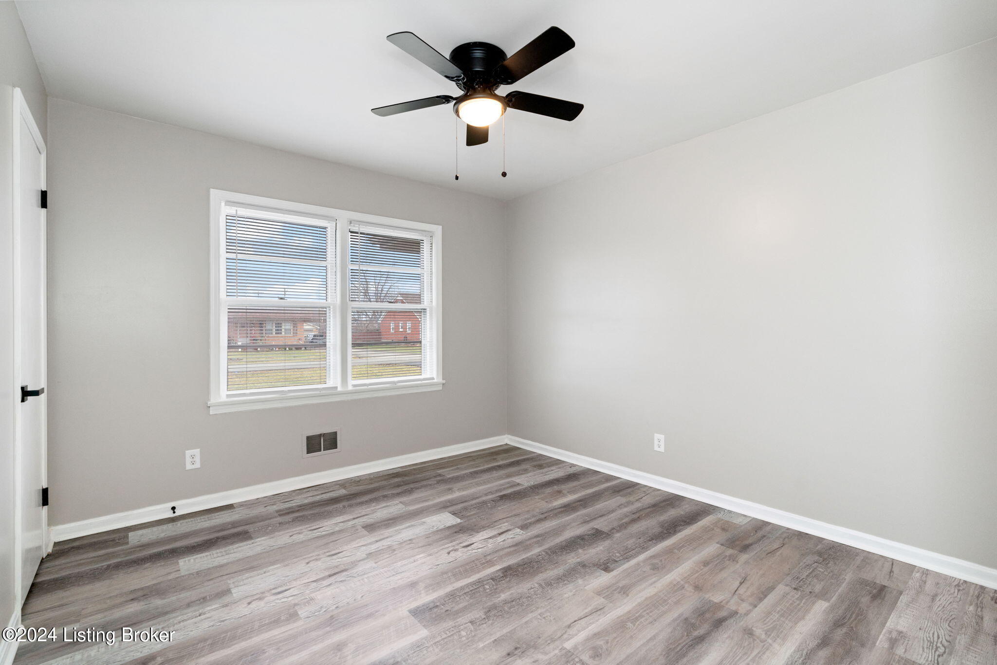 168 Centerview Dr