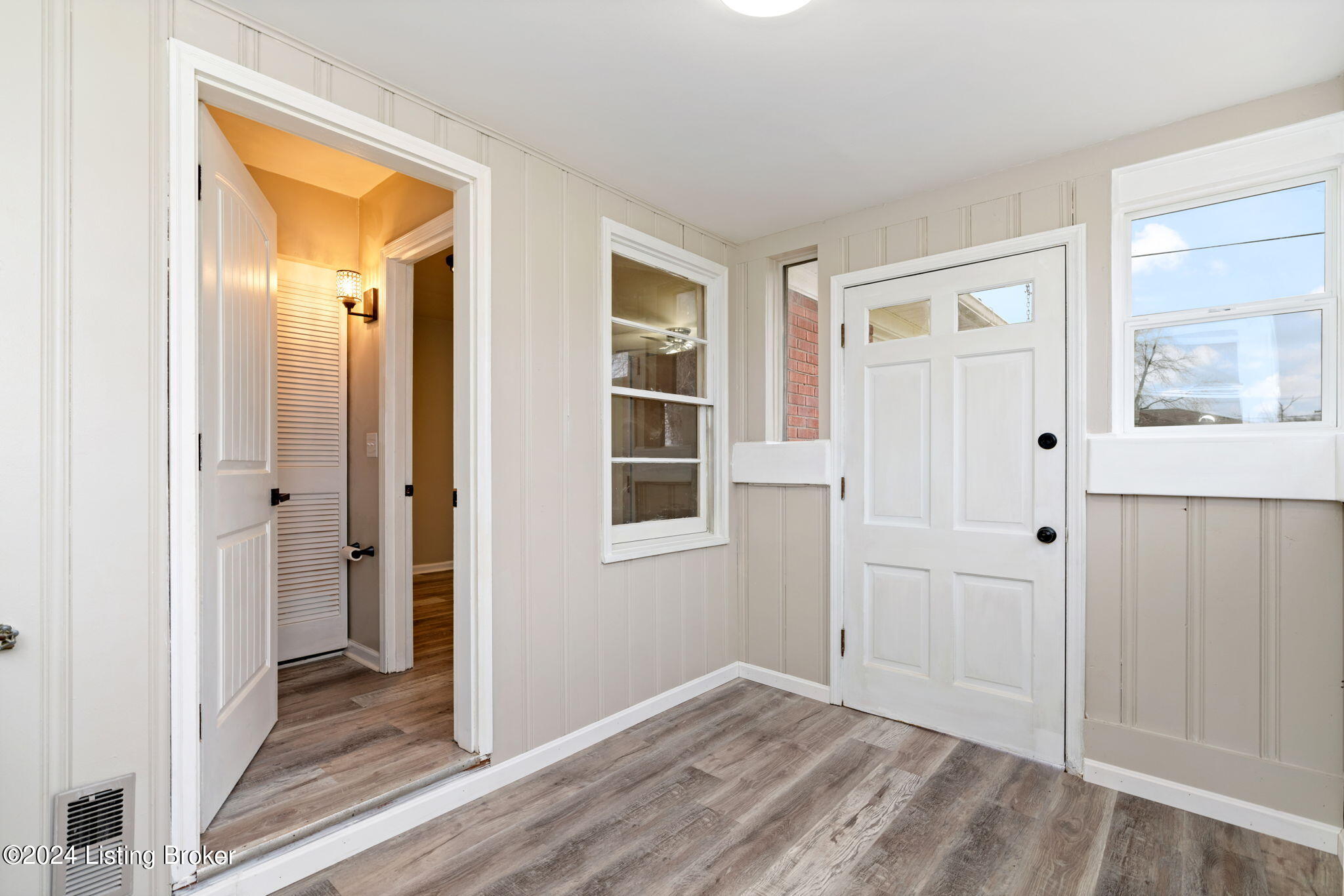 168 Centerview Dr