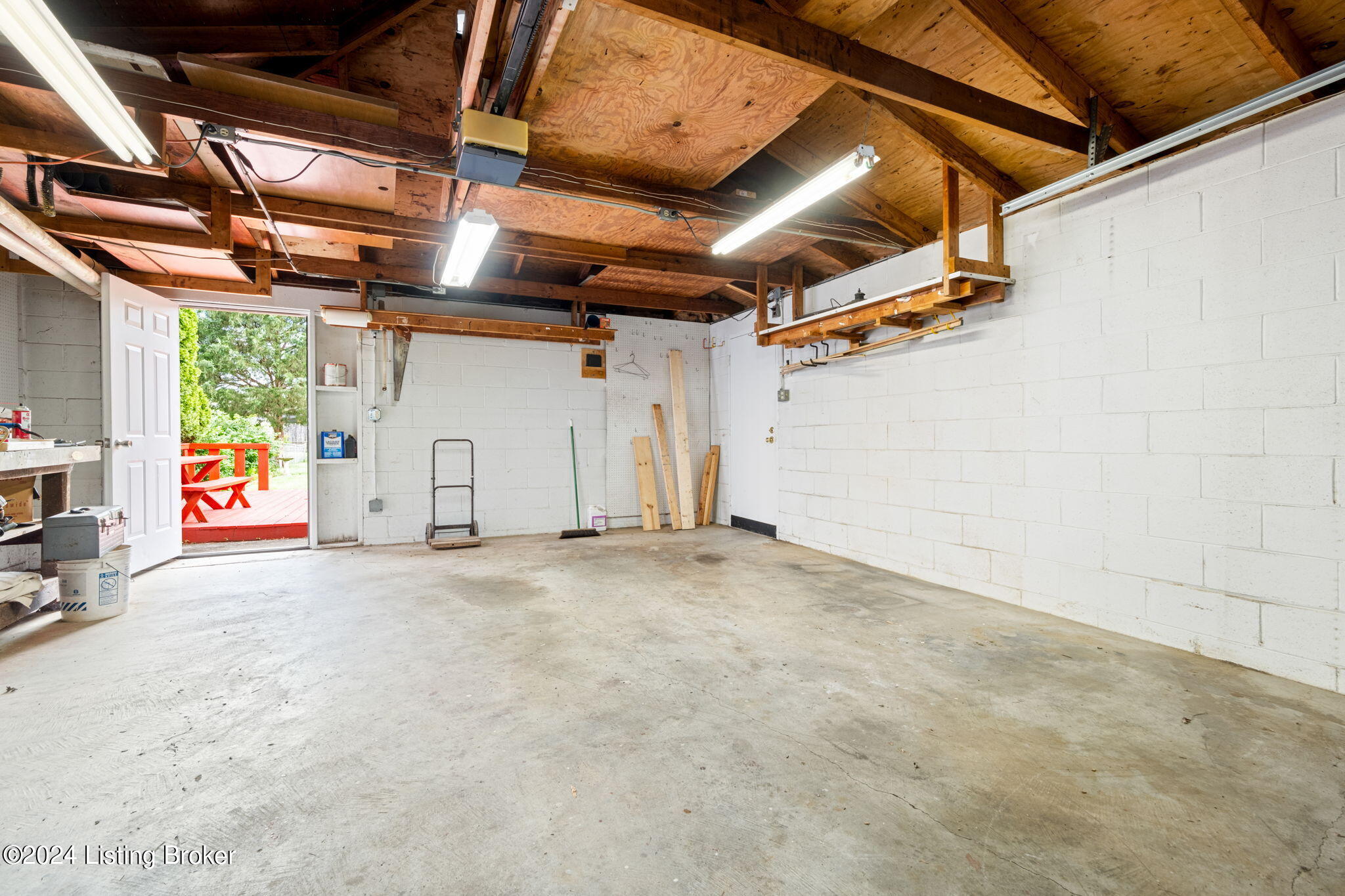 801 Echo Bridge Rd