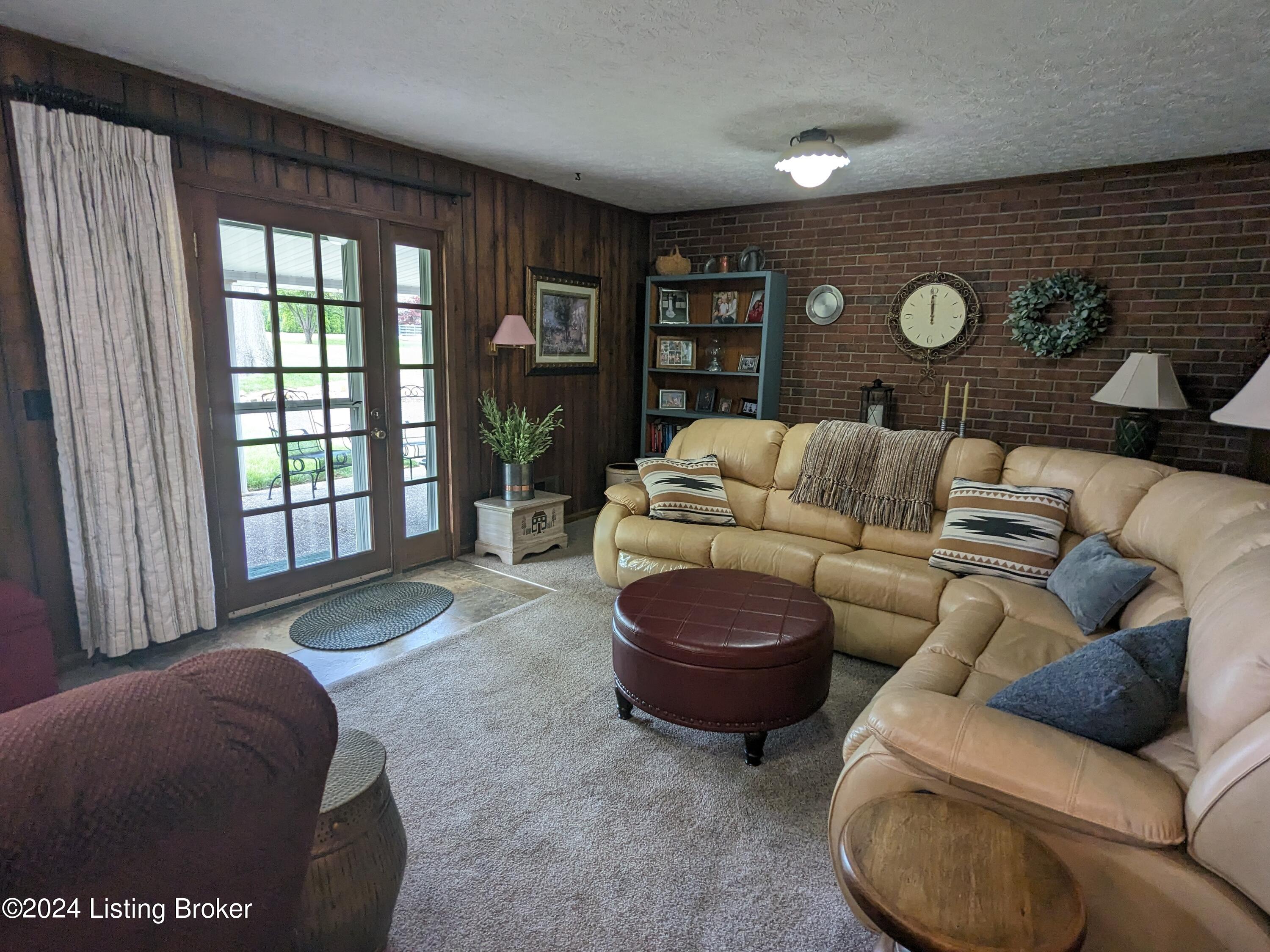 164 Salt River Dr