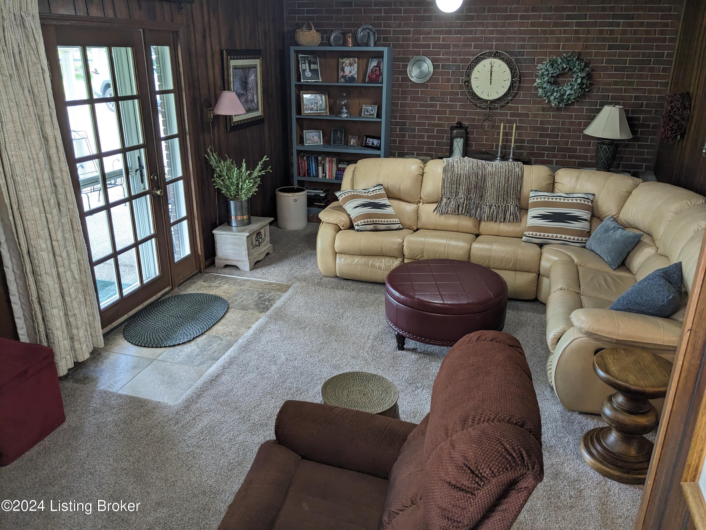 164 Salt River Dr